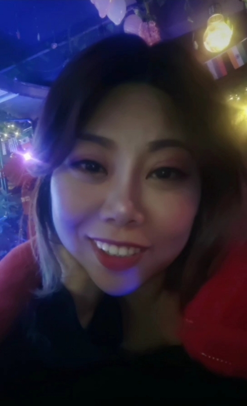 收快递的费仙女的第一张照片--安徽残疾人相亲网